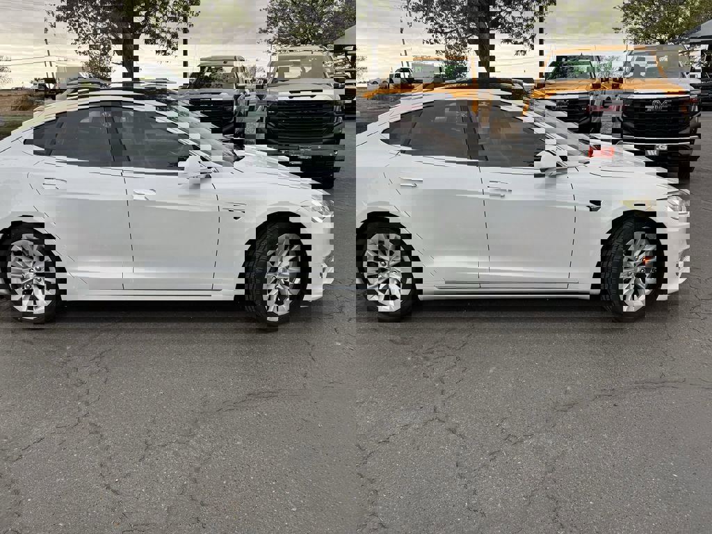 Used 2020 Tesla Model S Long Range AWD/4WD image 4