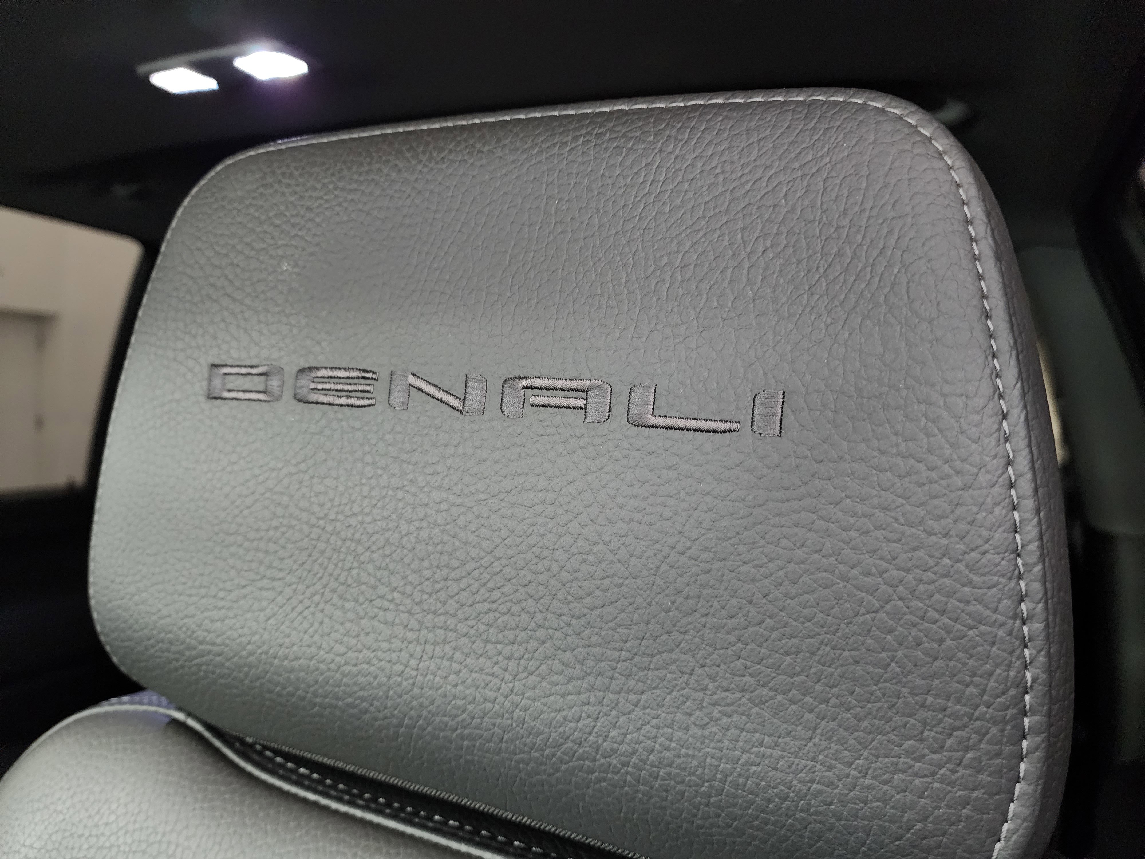 Used 2022 GMC Sierra 2500 Denali w/ Denali Ultimate Package image 52