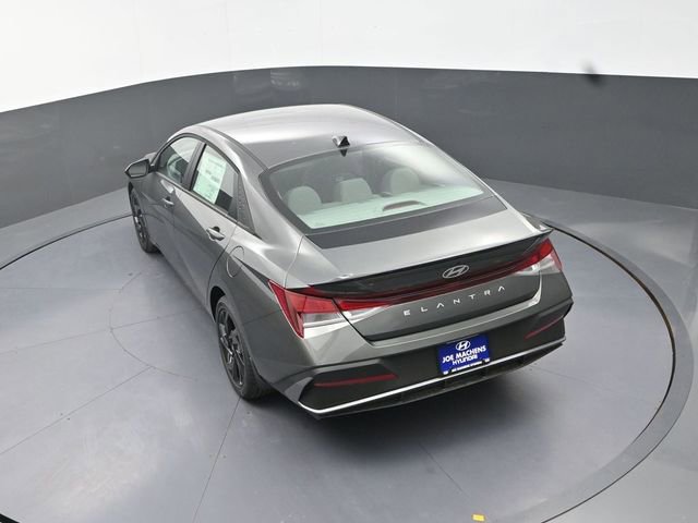 New 2026 Hyundai Elantra Sport FWD image 25