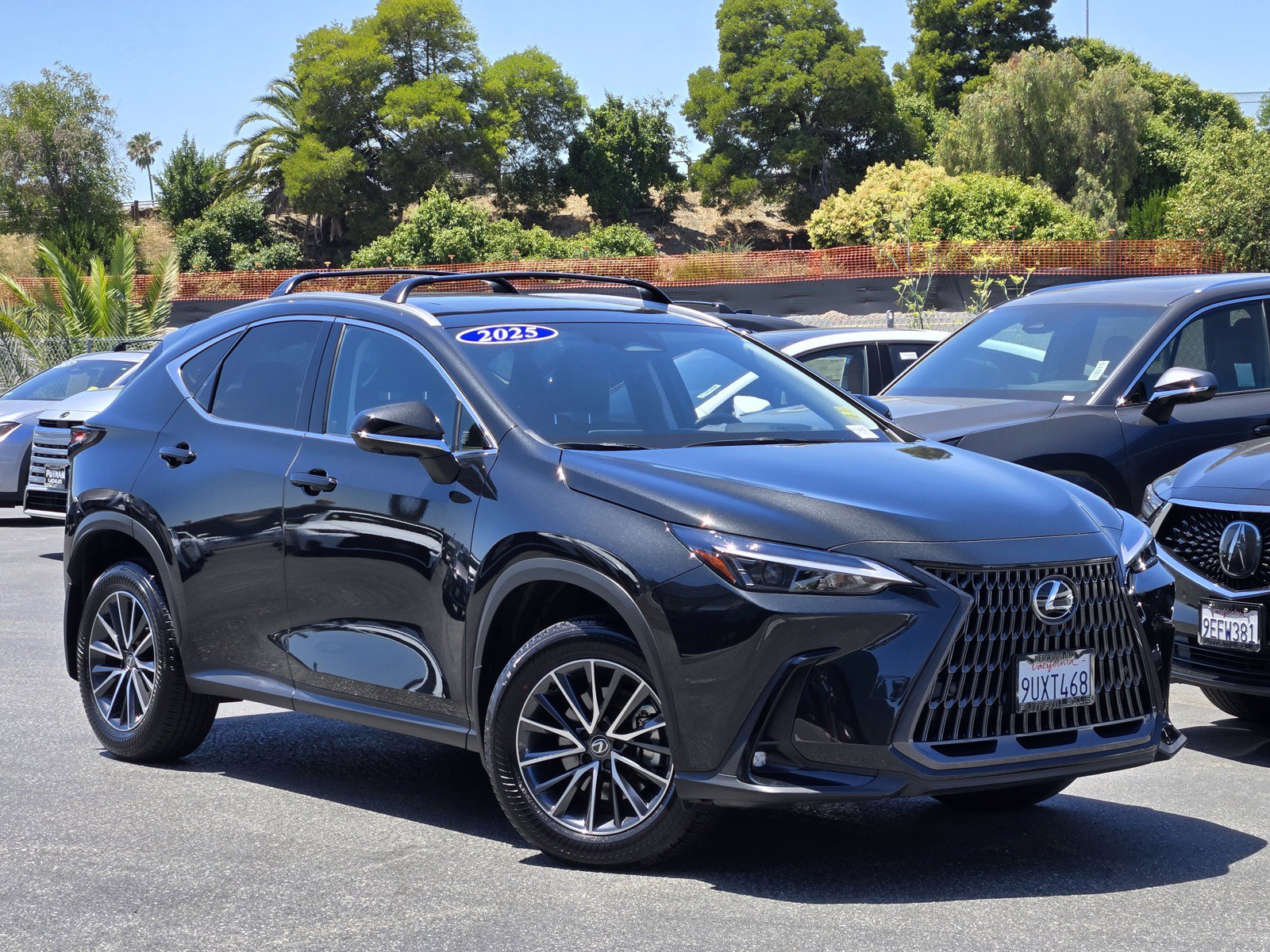 Used 2025 Lexus NX 350h AWD w/ Accessory Package (2T) image 1