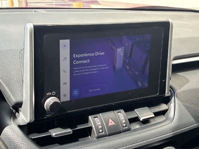 Used 2023 Toyota RAV4 XLE Premium FWD image 31
