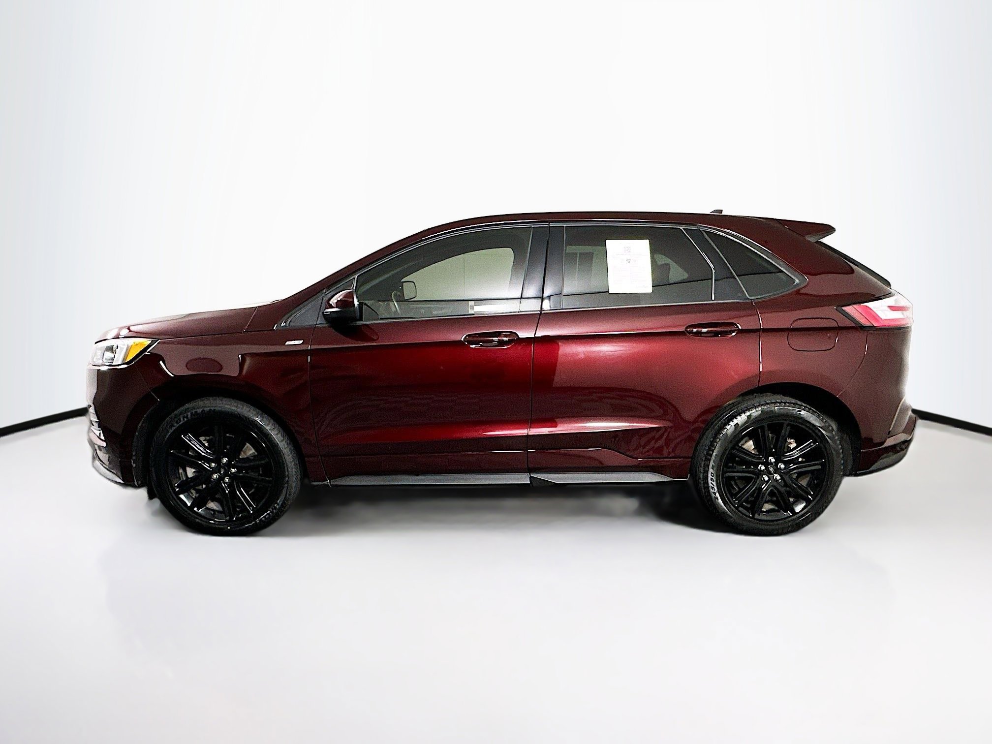 Used 2024 Ford Edge ST-Line image 4
