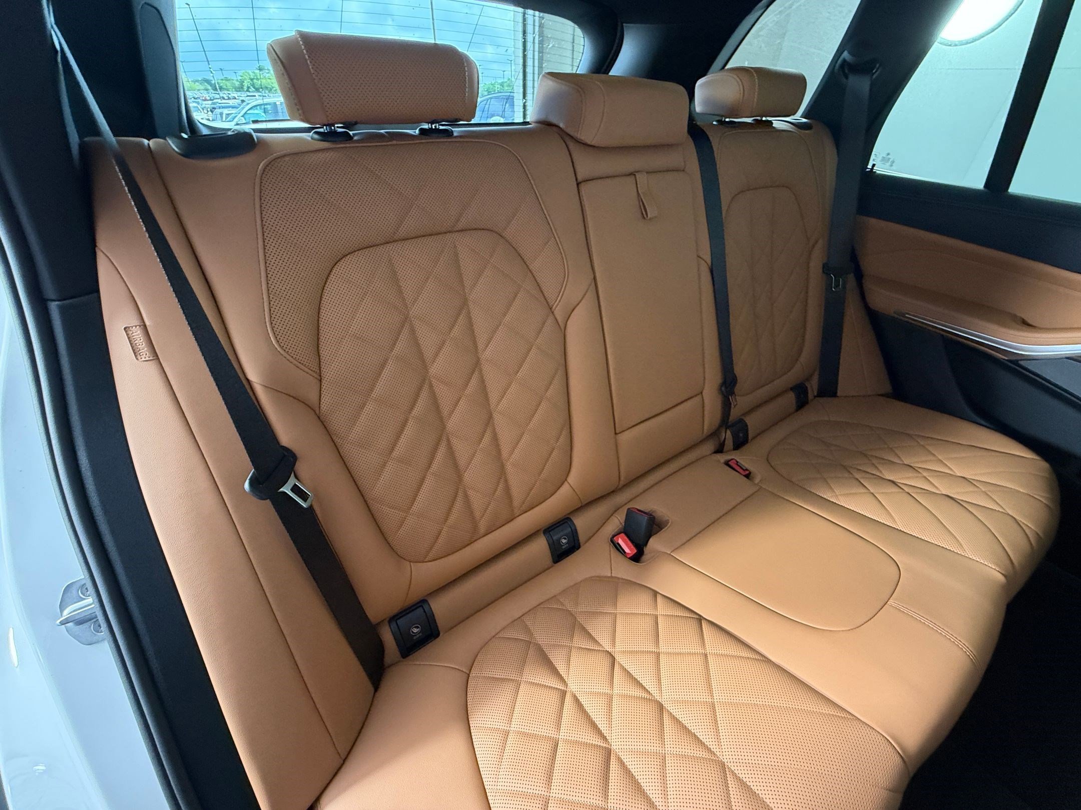 New 2026 BMW X5 xDrive40i w/ Climate Comfort Package image 33