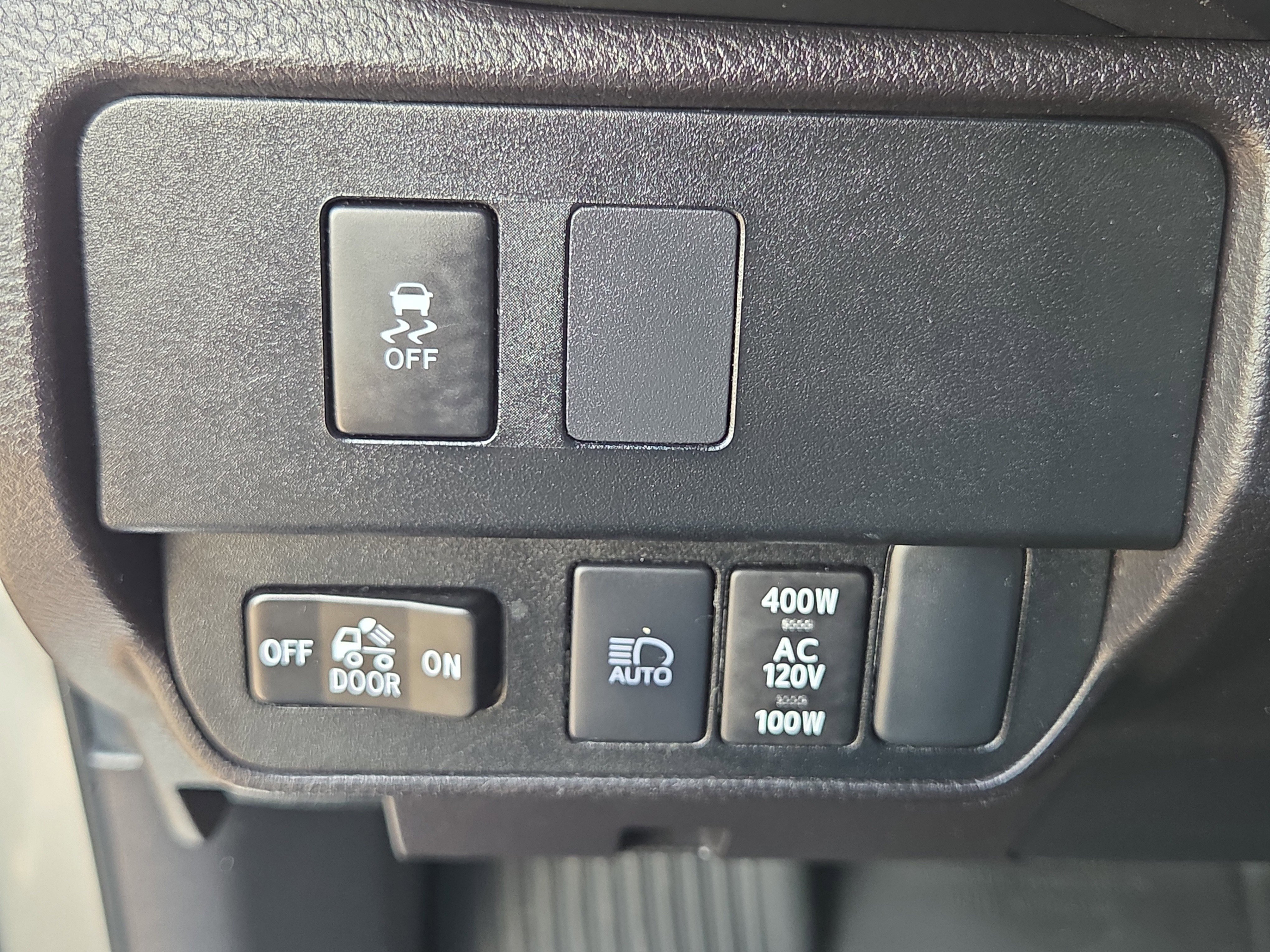 Certified 2023 Toyota Tacoma TRD Off-Road image 29