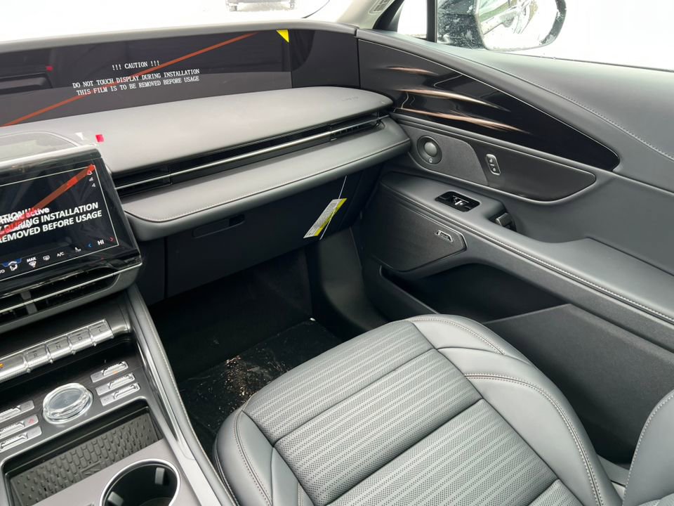 New 2026 Lincoln Nautilus Reserve w/ Jet Appearance Package AWD/4WD image 26