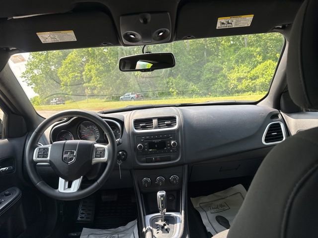 Used 2013 Dodge Avenger SXT w/ Rallye Appearance Group FWD image 12