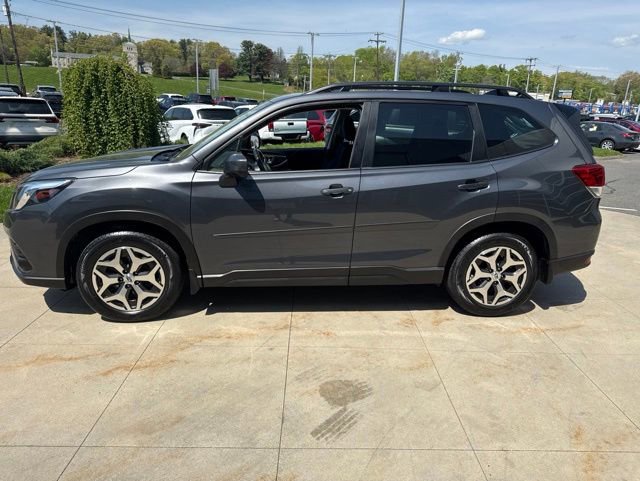 Used 2024 Subaru Forester Premium AWD/4WD image 4
