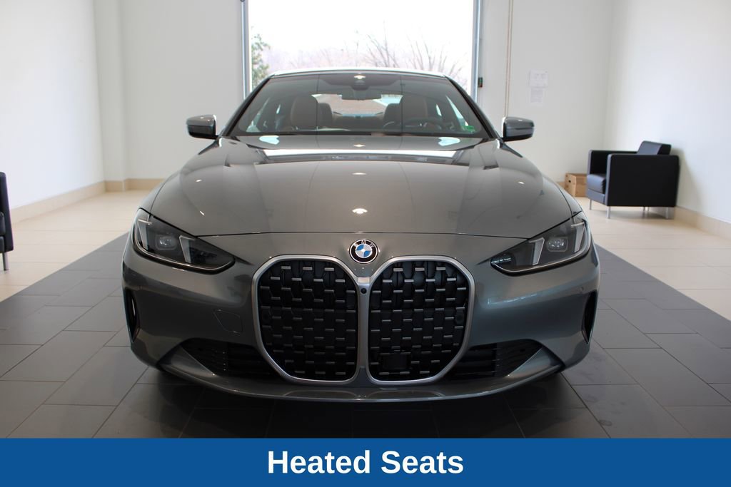 Used 2025 BMW 430i xDrive Coupe w/ Premium Package image 3