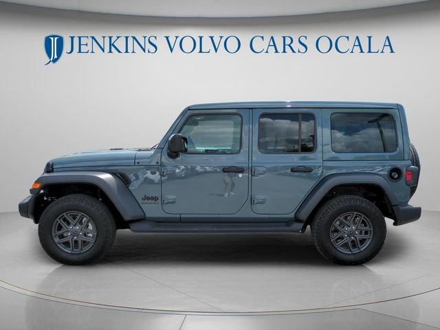 Used 2025 Jeep Wrangler Sport S image 6