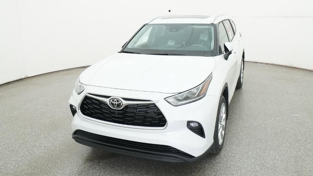 New 2026 Toyota Highlander Limited AWD/4WD image 16