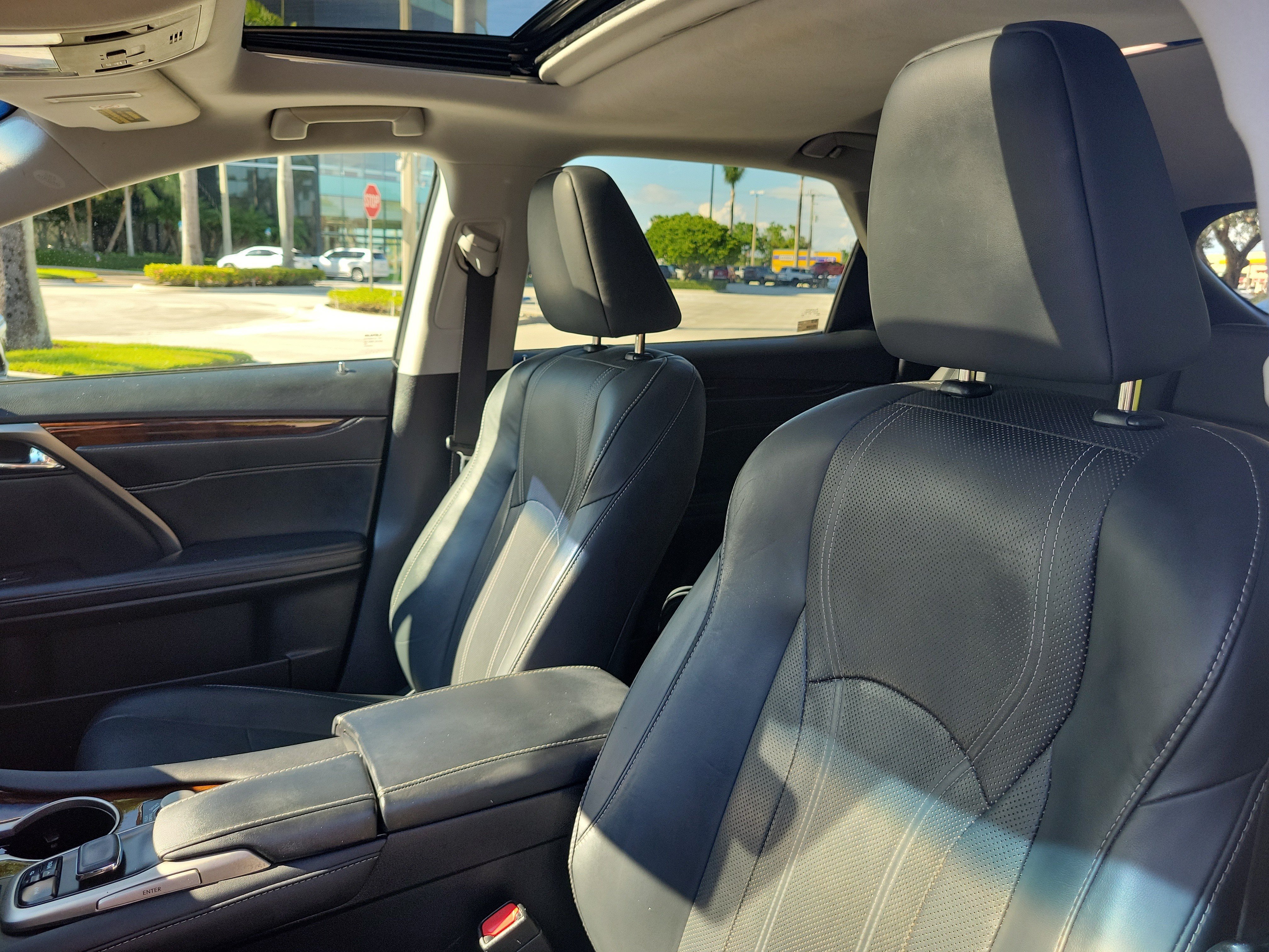Used 2018 Lexus RX 350 FWD w/ Premium Package image 22