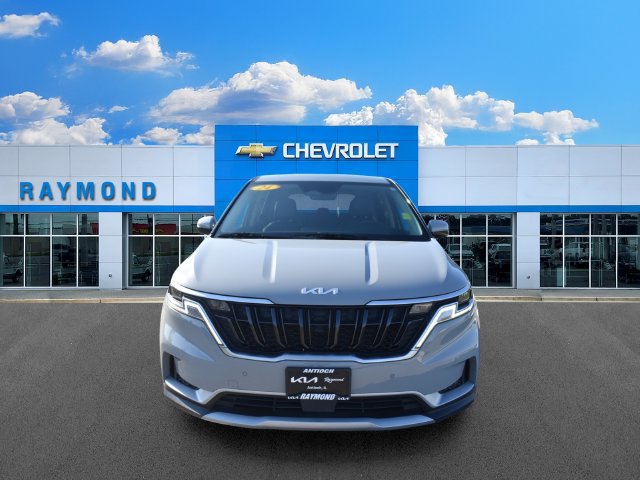 Used 2024 Kia Carnival EX FWD image 8
