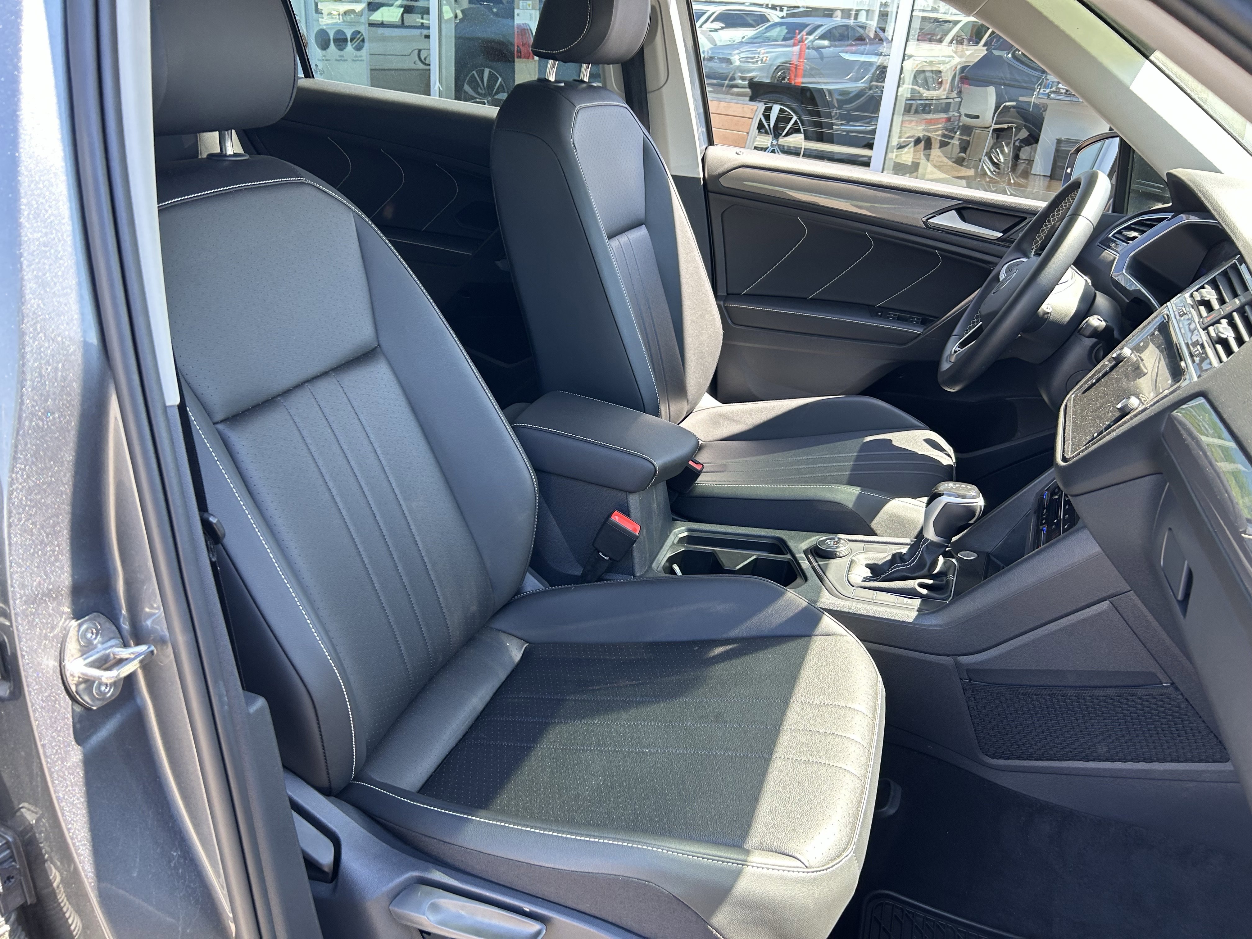 Certified 2023 Volkswagen Tiguan SE AWD/4WD image 25