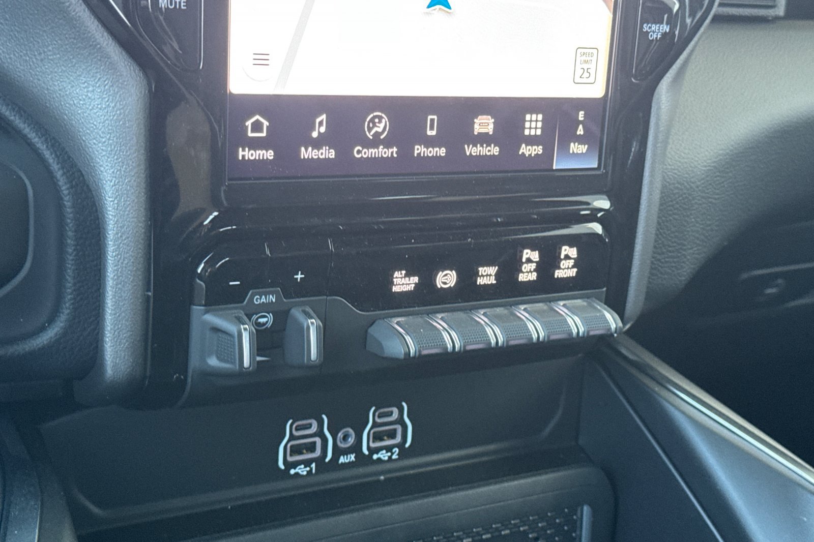 New 2027 RAM 3500 Laramie w/ Night Edition AWD/4WD image 19