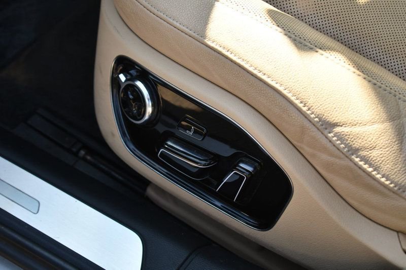 Used 2013 Audi A8 3.0T image 20