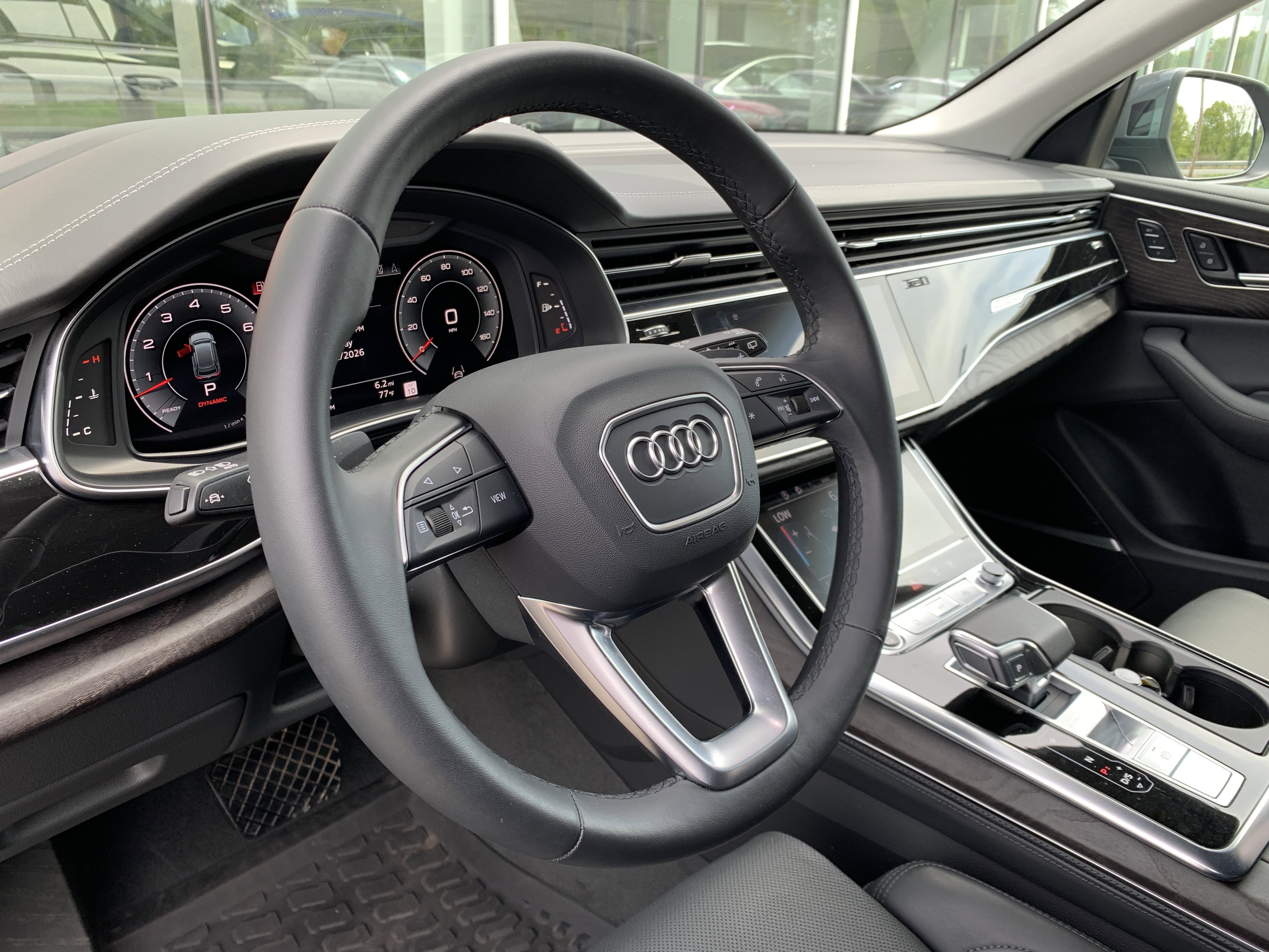 Used 2023 Audi Q8 Prestige w/ Prestige Package AWD/4WD image 4