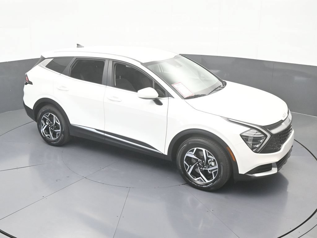 Used 2025 Kia Sportage LX FWD image 47