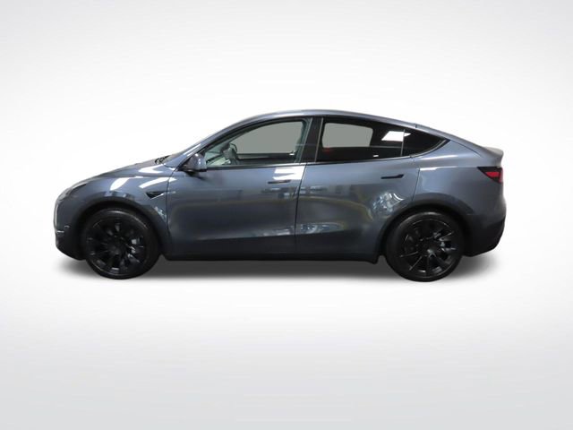 Used 2023 Tesla Model Y Long Range image 2