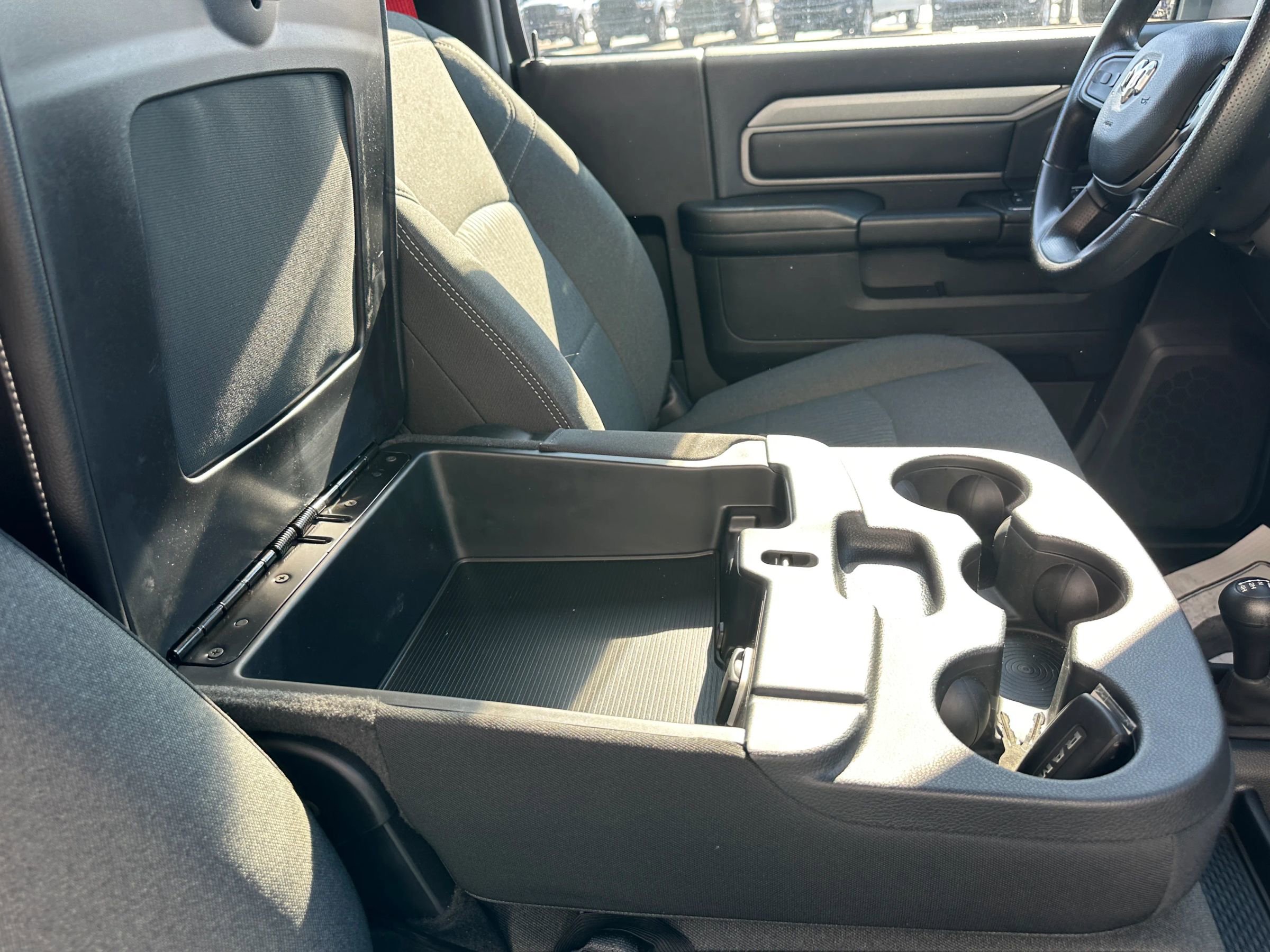 Used 2023 RAM 3500 Tradesman image 34