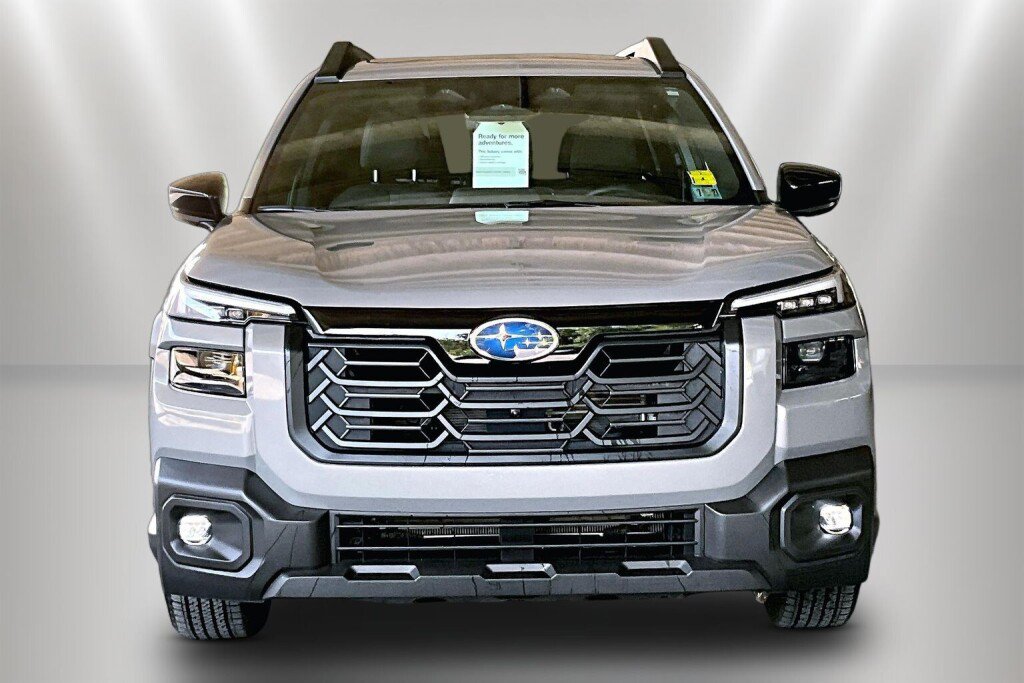 Certified 2026 Subaru Outback Touring XT AWD/4WD image 2