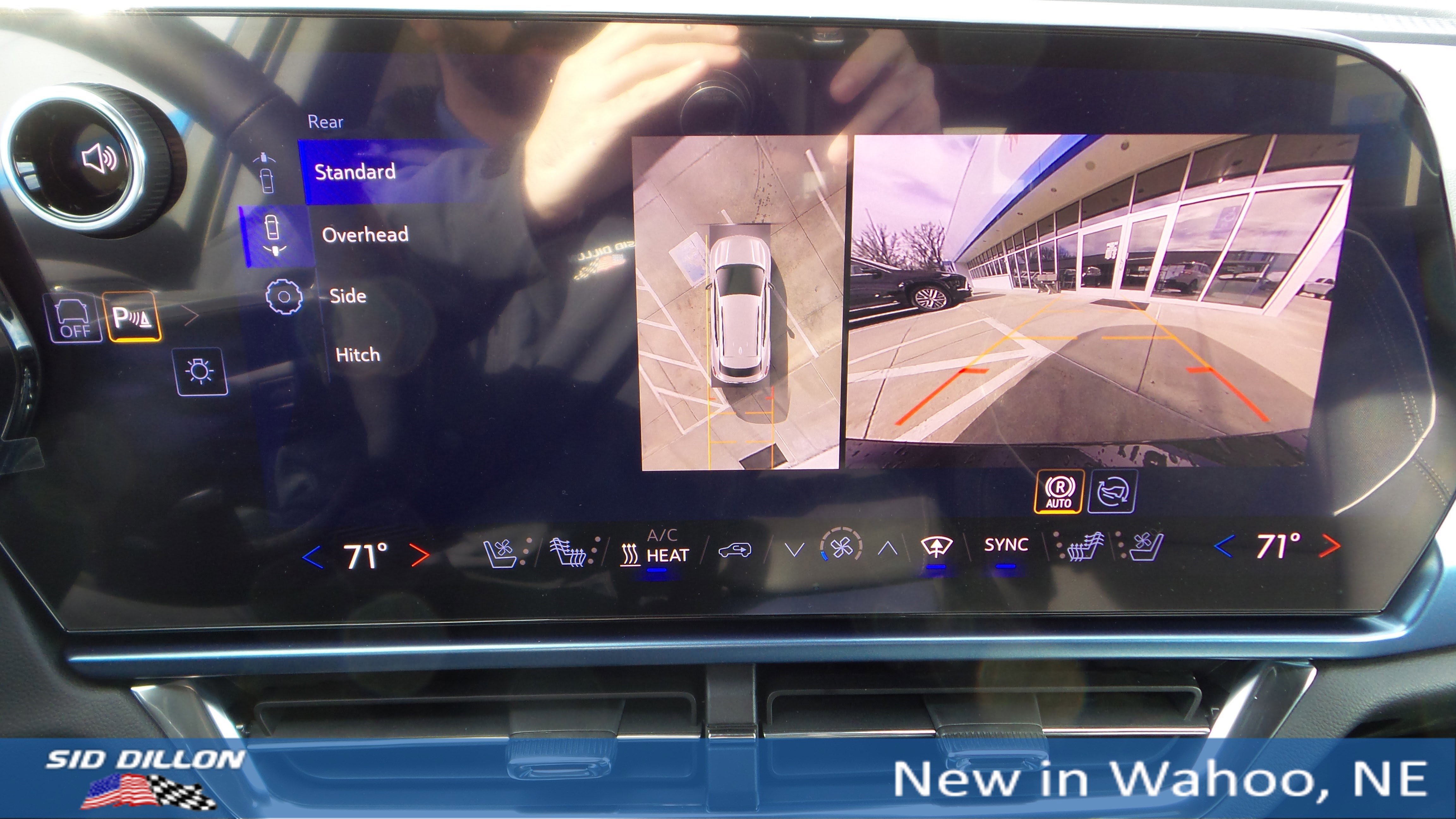 New 2026 Chevrolet Equinox EV LT image 16