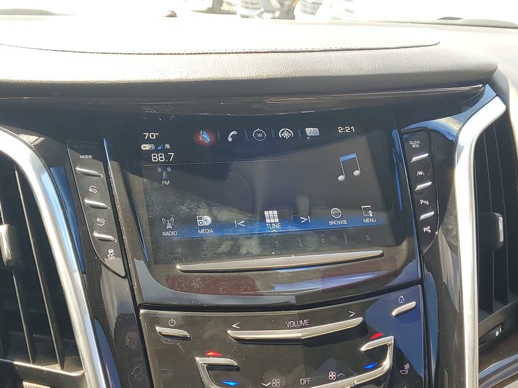 Used 2018 Cadillac Escalade Premium Luxury AWD/4WD image 29