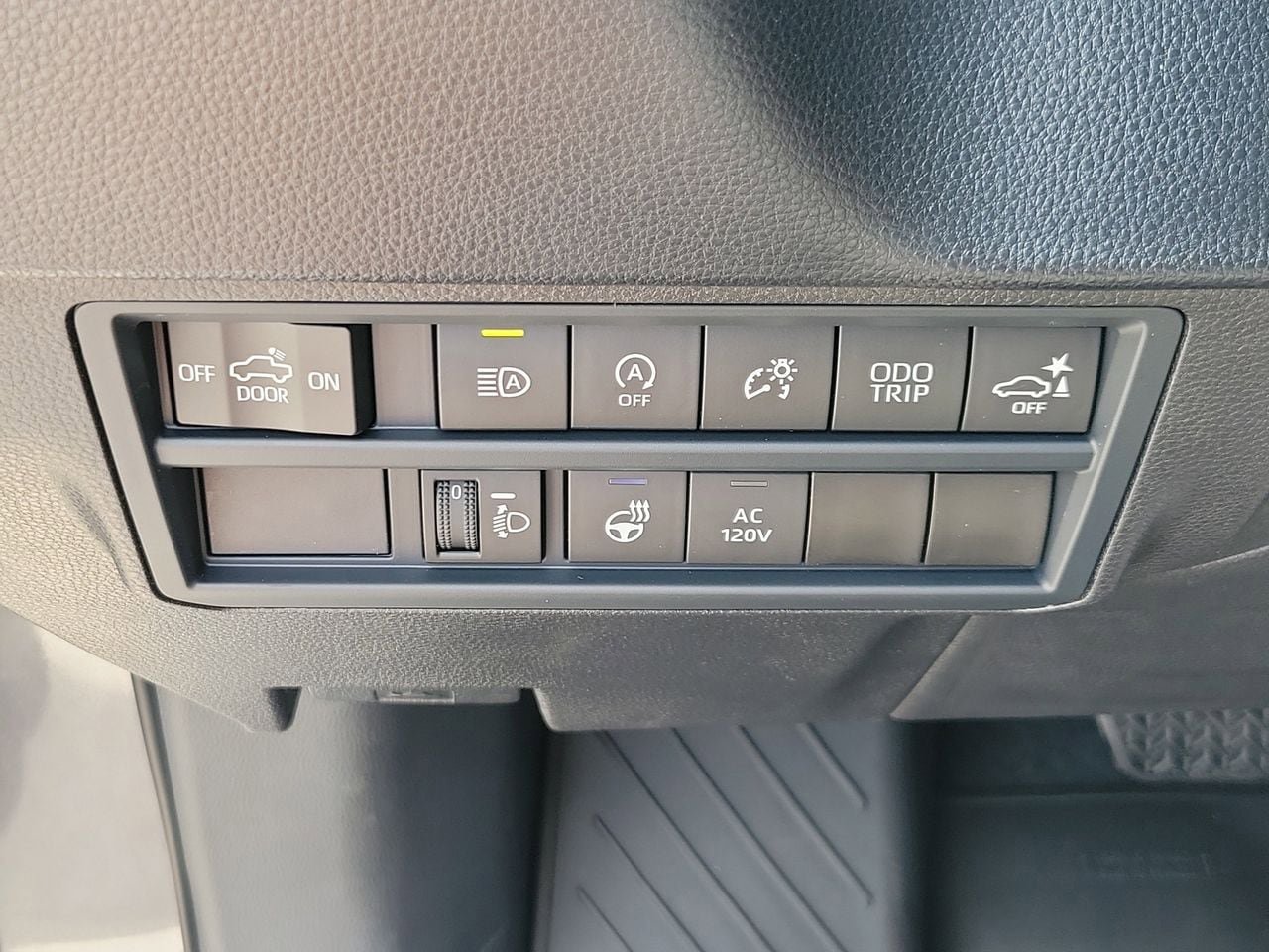 New 2026 Toyota Tundra SR5 AWD/4WD image 30