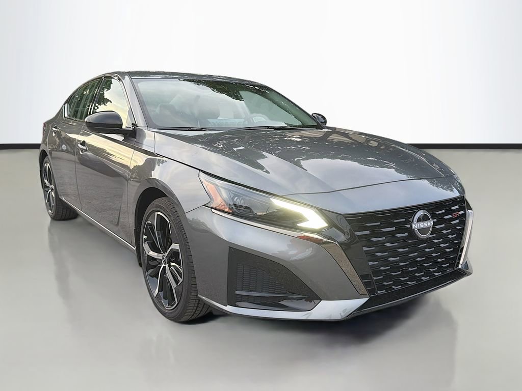 New 2025 Nissan Altima 2.5 SR