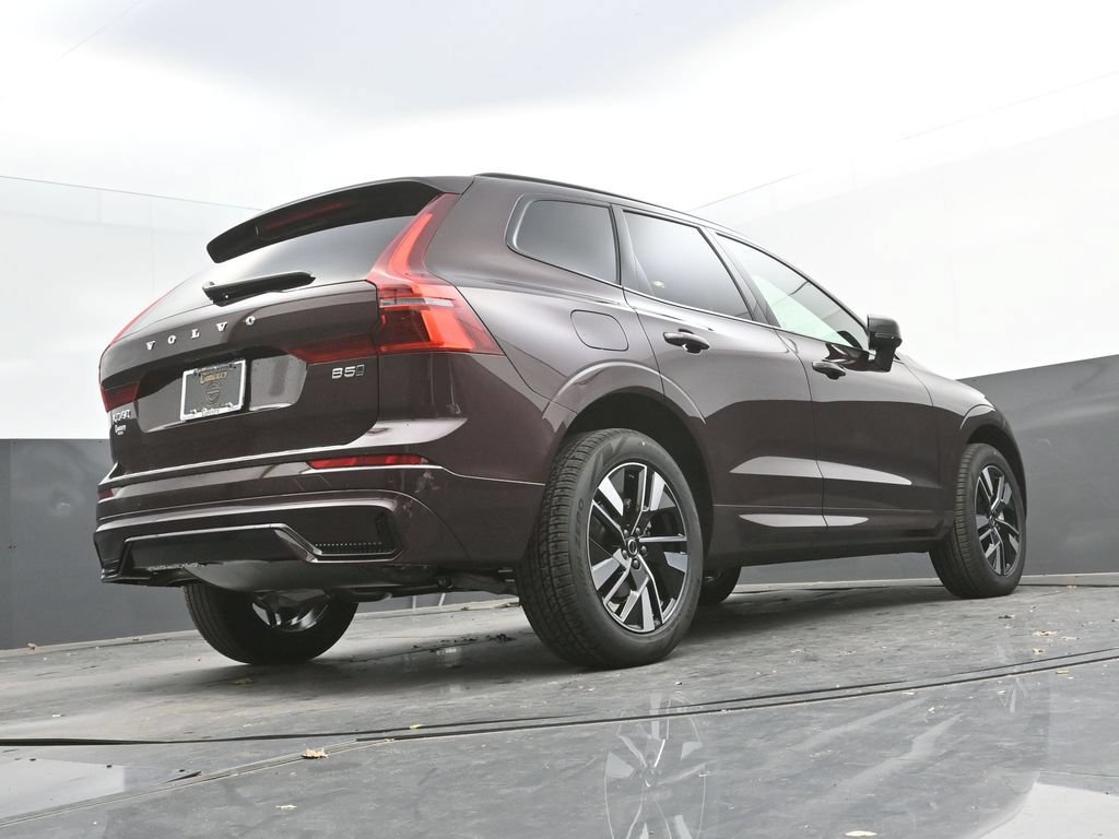 New 2026 Volvo XC60 B5 Core w/ Climate Package AWD/4WD image 34