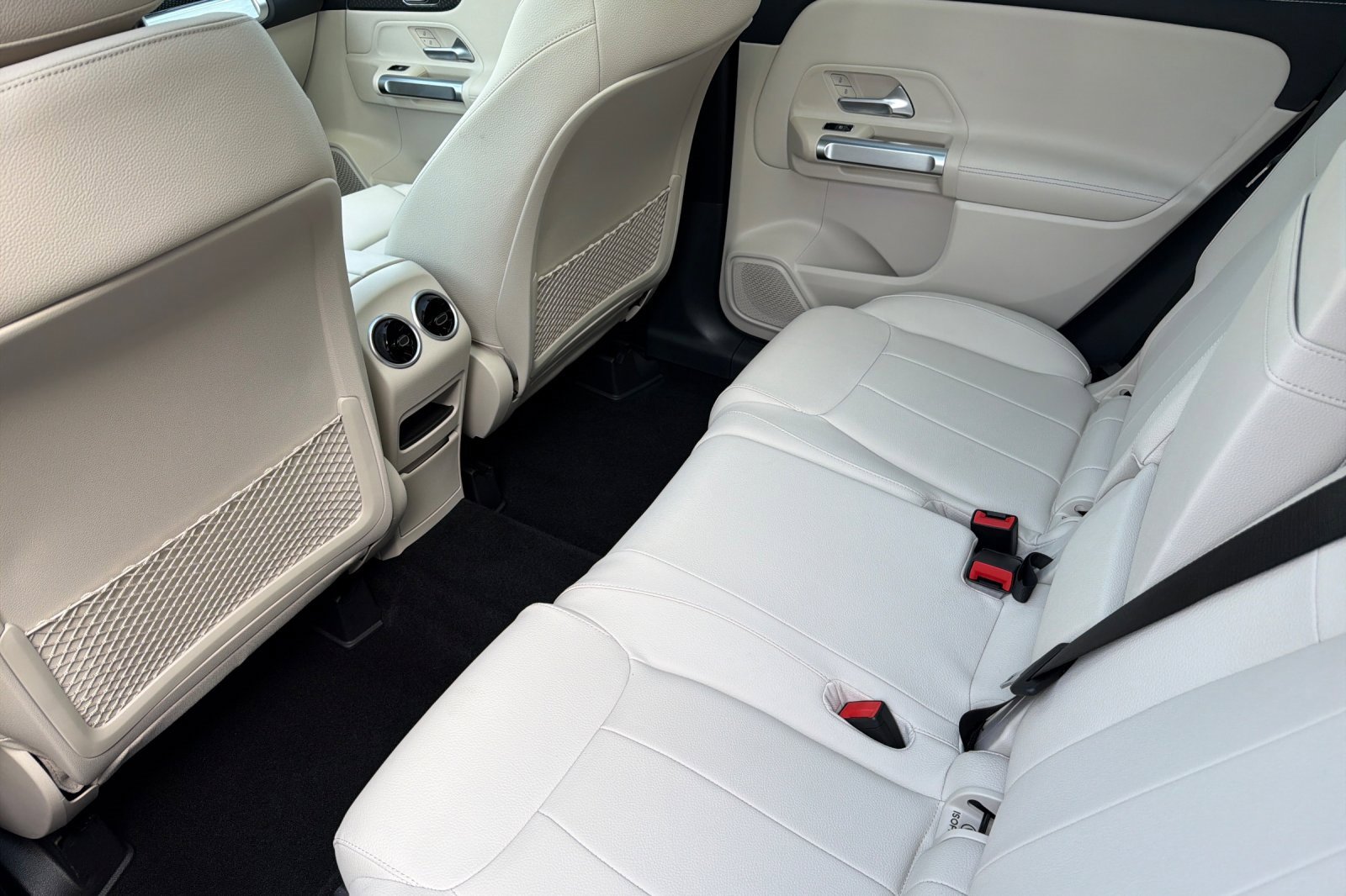 Certified 2025 Mercedes-Benz GLB 250 image 13