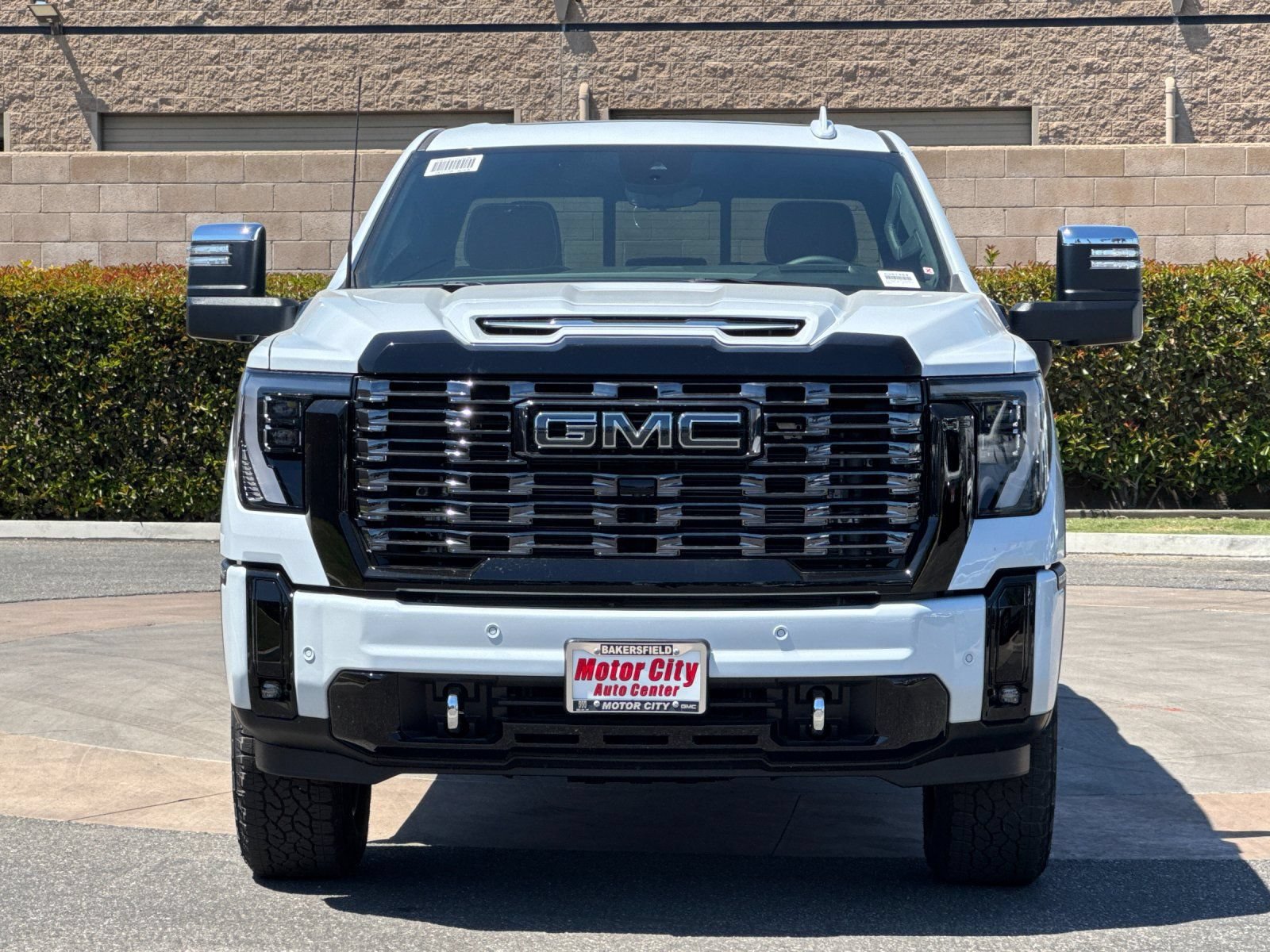 New 2026 GMC Sierra 2500 Denali Ultimate AWD/4WD image 9