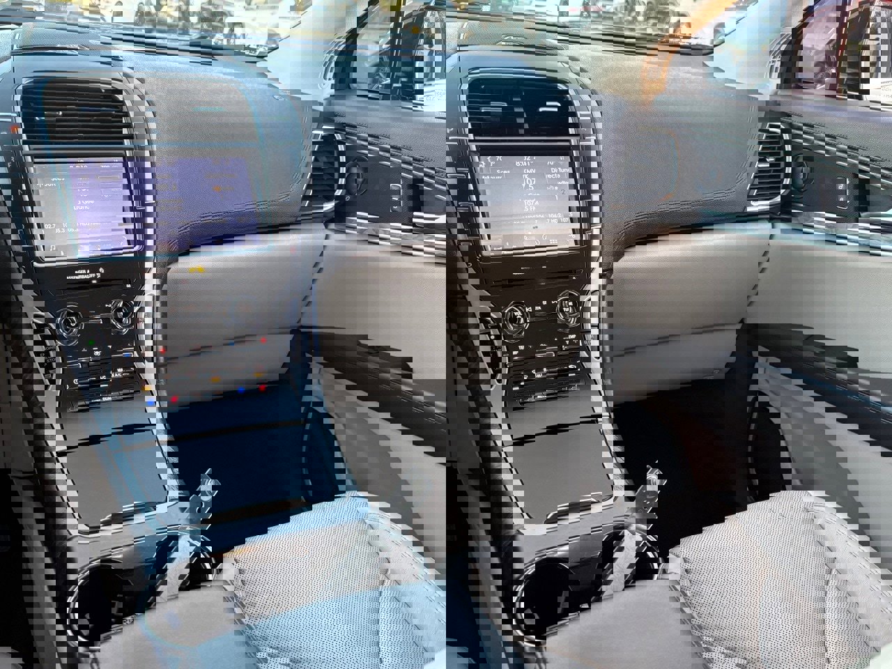 Used 2020 Lincoln Nautilus Reserve image 14