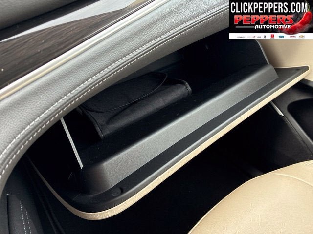 Used 2020 Buick Enclave Essence FWD image 18
