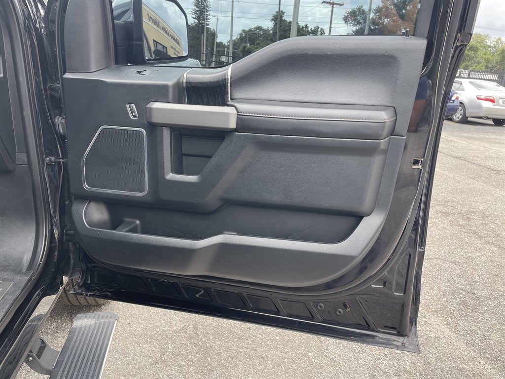 Used 2020 Ford F150 Platinum RWD image 38