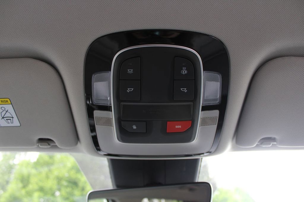 Used 2023 Hyundai Santa Fe SEL Convenience AWD/4WD image 22