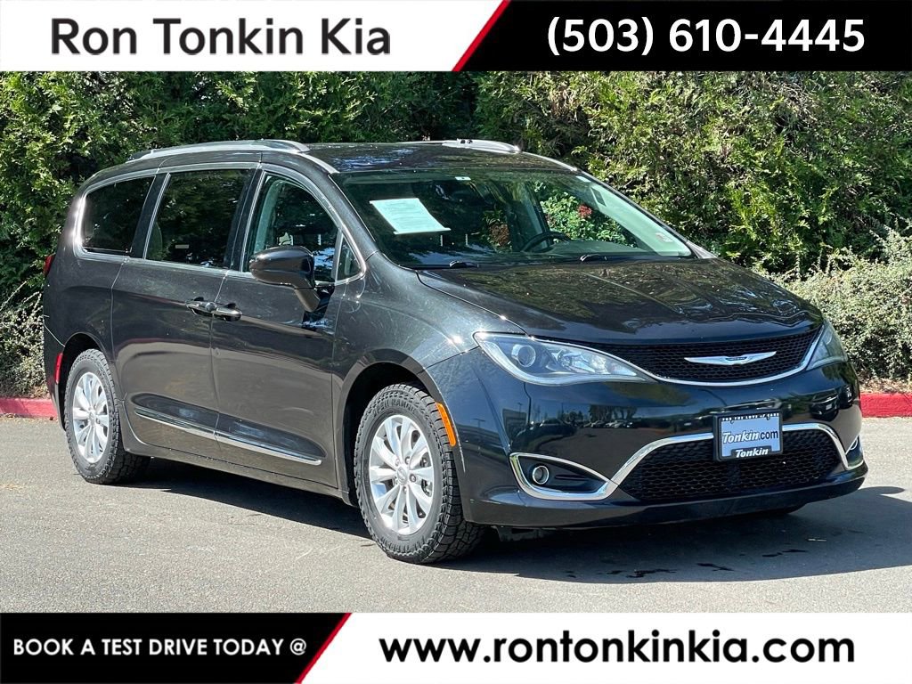 Used 2019 Chrysler Pacifica Touring-L