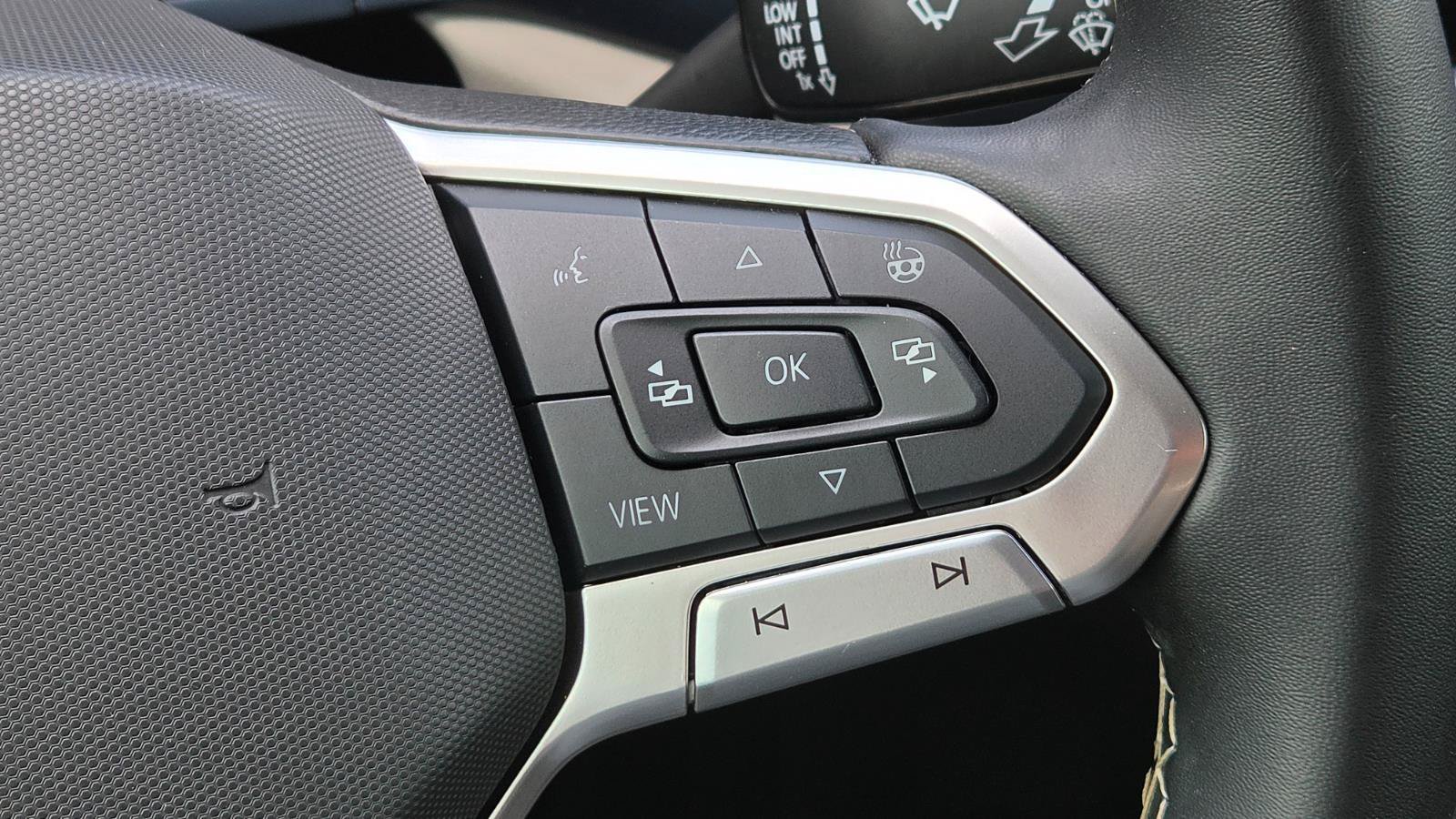 Certified 2024 Volkswagen Taos SE AWD/4WD image 28