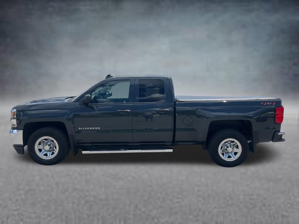 Used 2018 Chevrolet Silverado 1500 LS w/ Trailering Package AWD/4WD image 2