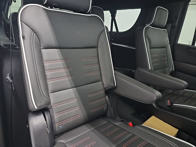 New 2026 GMC Yukon XL AT4 Ultimate AWD/4WD image 34