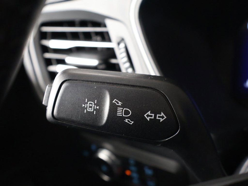 Used 2022 Ford Escape SEL w/ Technology Package image 39