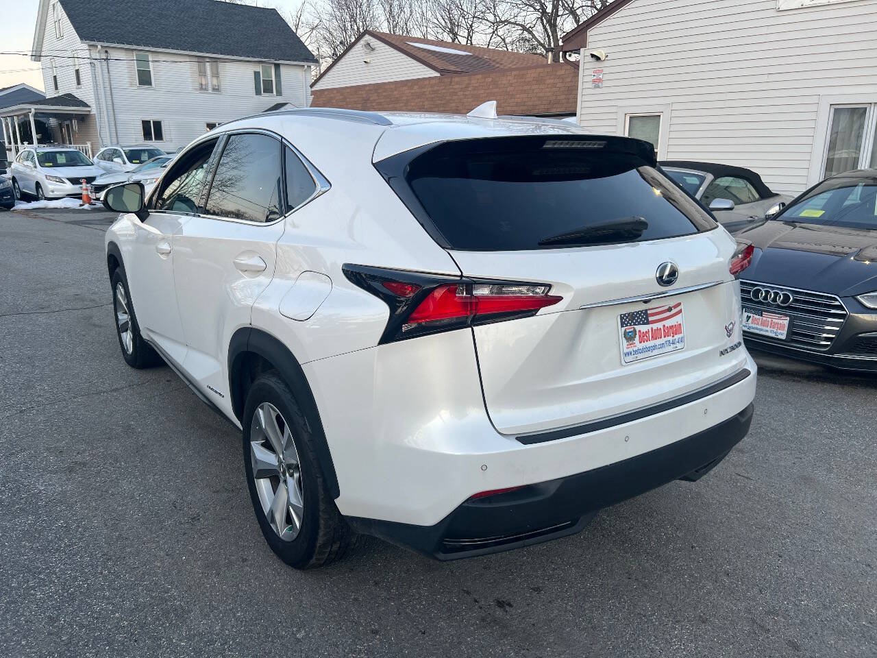 Used 2017 Lexus NX 300h AWD w/ Premium Package image 8