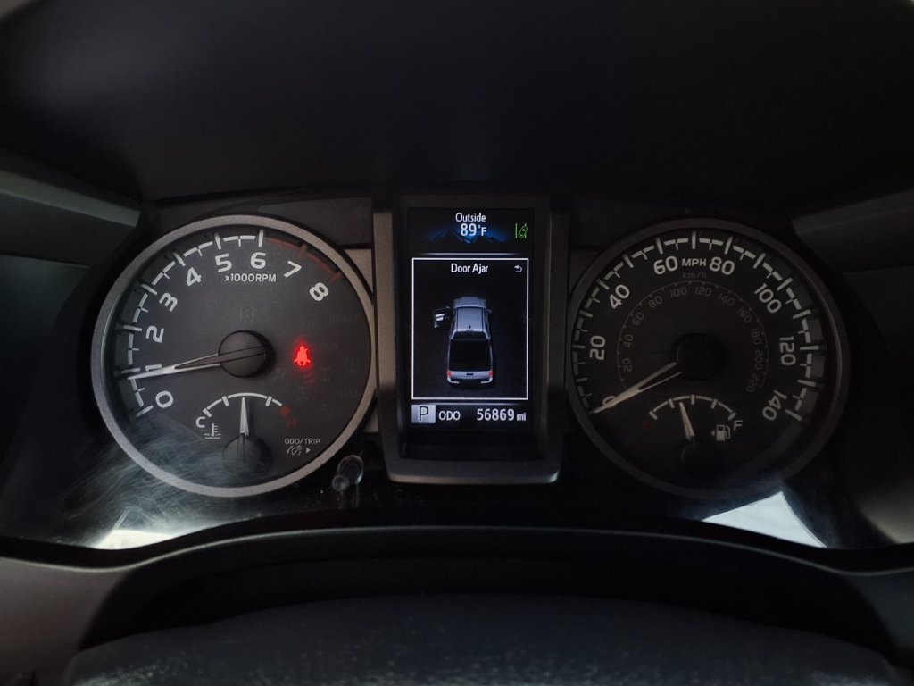 Used 2019 Toyota Tacoma TRD Off-Road w/ Exterior Package AWD/4WD image 14