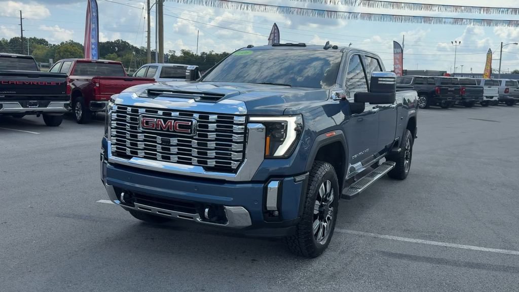 Used 2026 GMC Sierra 2500 Denali w/ Denali Reserve Package AWD/4WD image 2