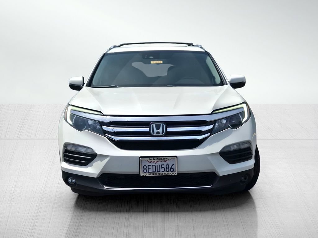 Used 2018 Honda Pilot Elite image 2