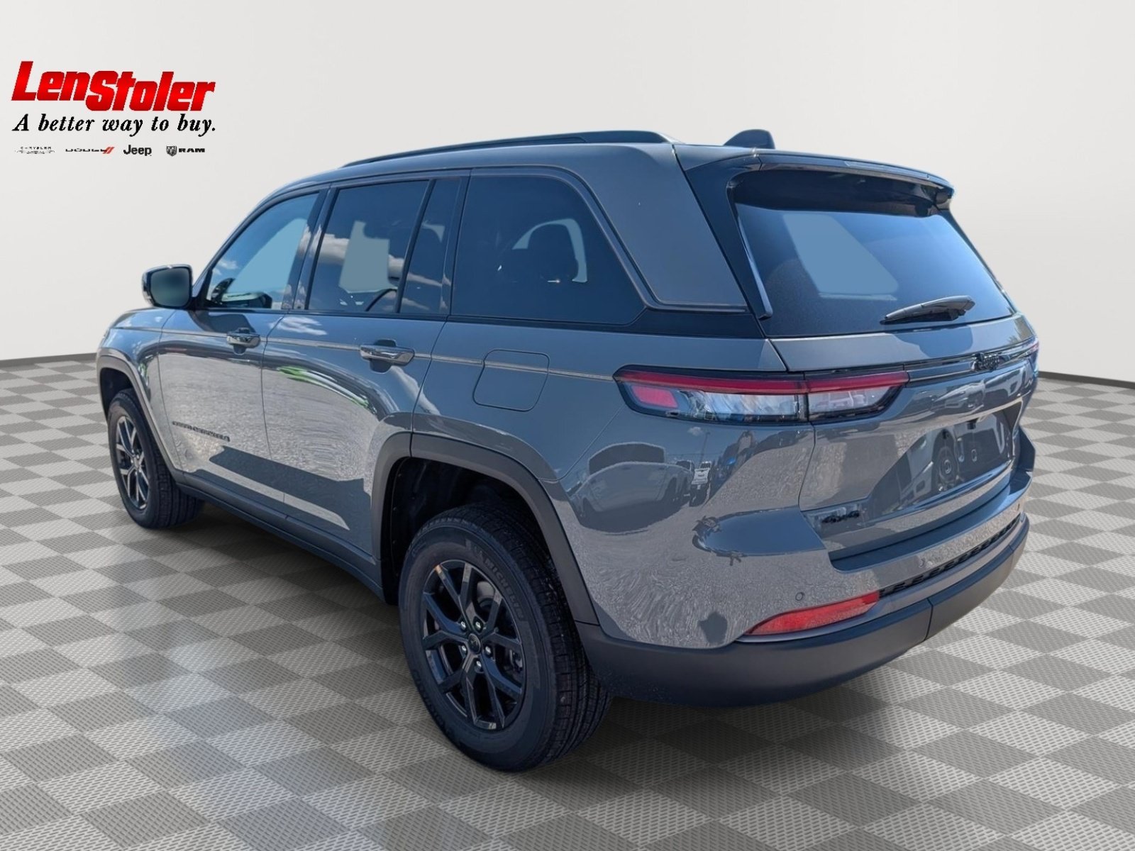 New 2027 Jeep Grand Cherokee Altitude AWD/4WD image 2