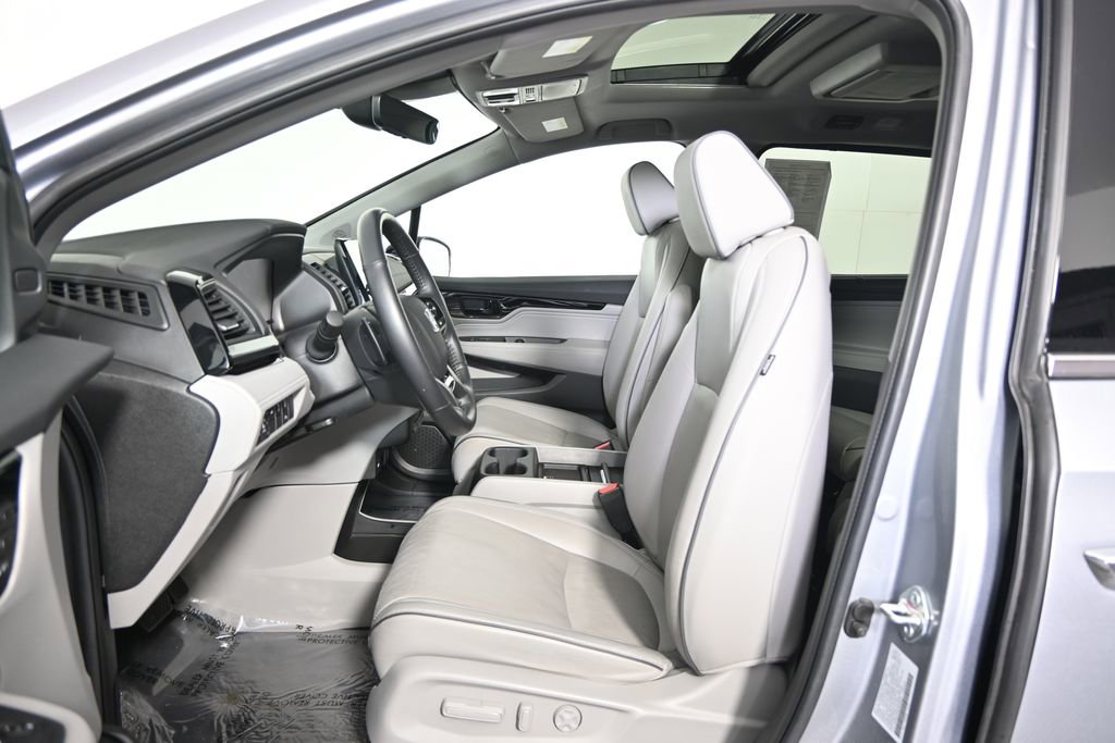 Used 2023 Honda Odyssey Elite image 21