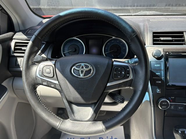 Used 2015 Toyota Camry XLE w/ Moonroof Package FWD image 22