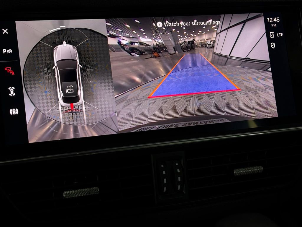 Used 2023 Porsche Cayenne S image 22