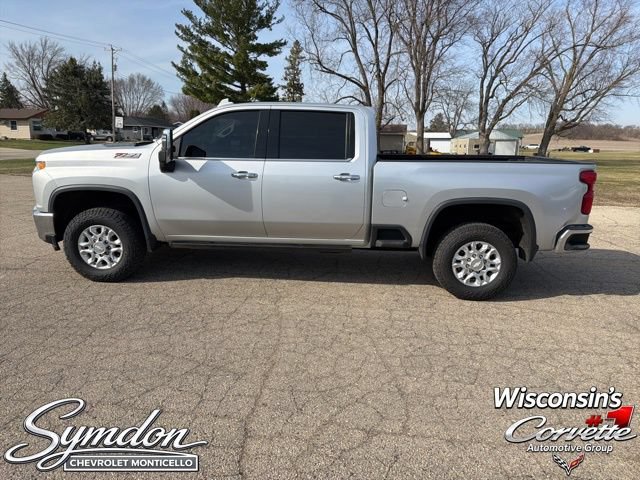 Used 2020 Chevrolet Silverado 2500 LTZ w/ LTZ Convenience Package AWD/4WD image 7
