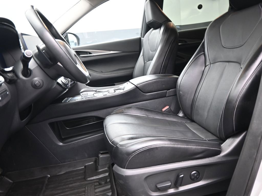 Used 2023 INFINITI QX60 Luxe AWD/4WD image 11